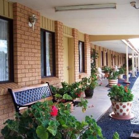 Three Ways Motel Gilgandra Εξωτερικό φωτογραφία