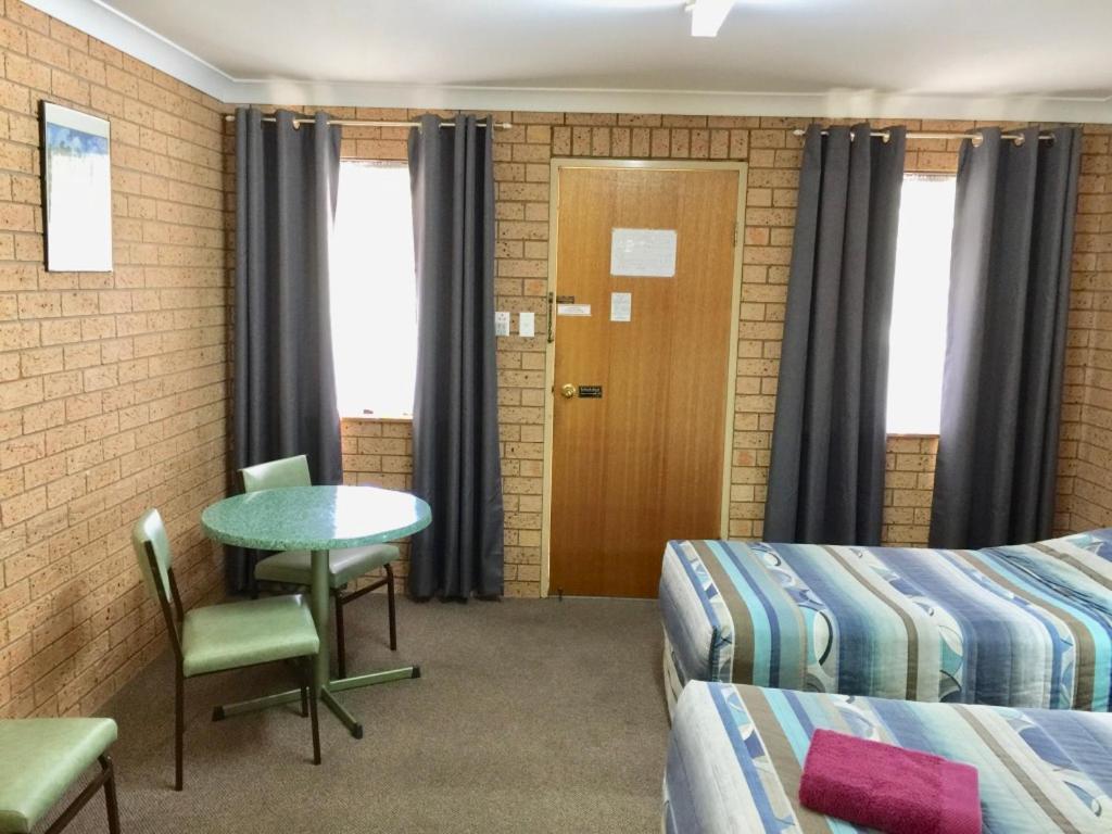 Three Ways Motel Gilgandra Εξωτερικό φωτογραφία