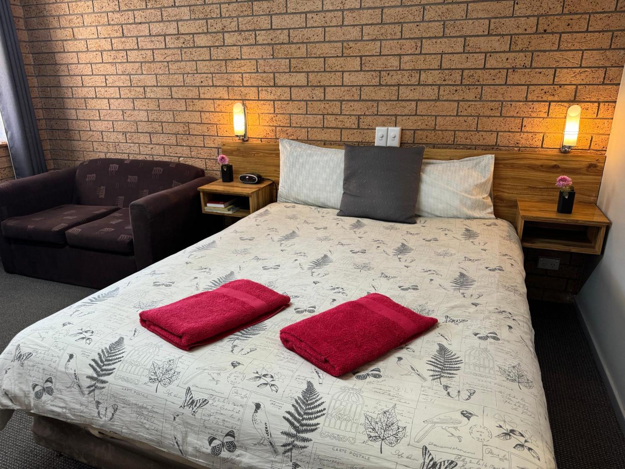 Three Ways Motel Gilgandra Εξωτερικό φωτογραφία