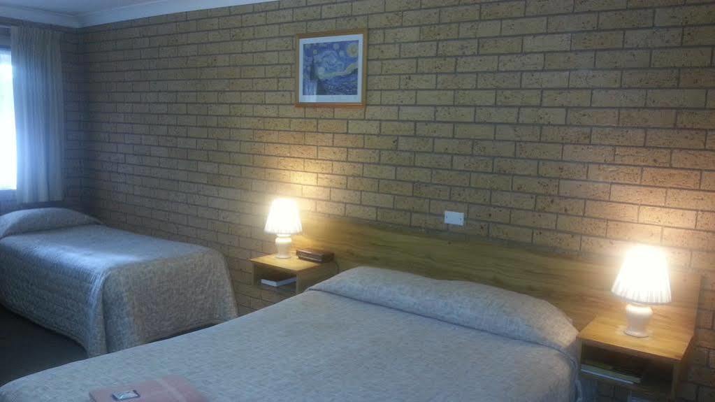 Three Ways Motel Gilgandra Εξωτερικό φωτογραφία